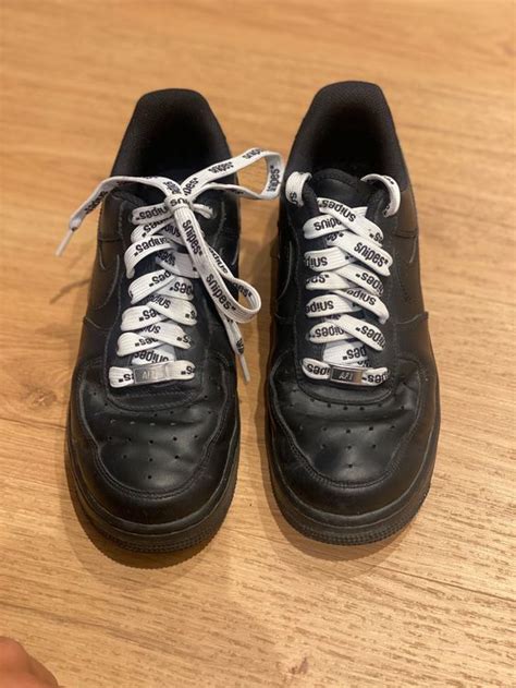 Schwarze Nike Air Force 1 Größe 38.5 